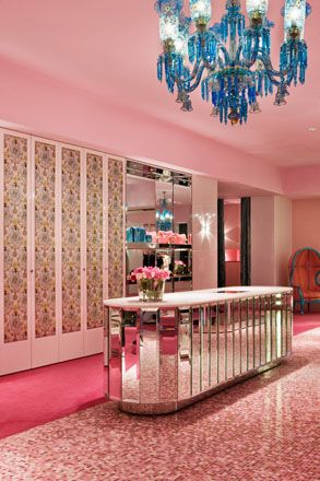 Pink Dressing Room With Blue Chandelier Decor And Design View In Fullscreen