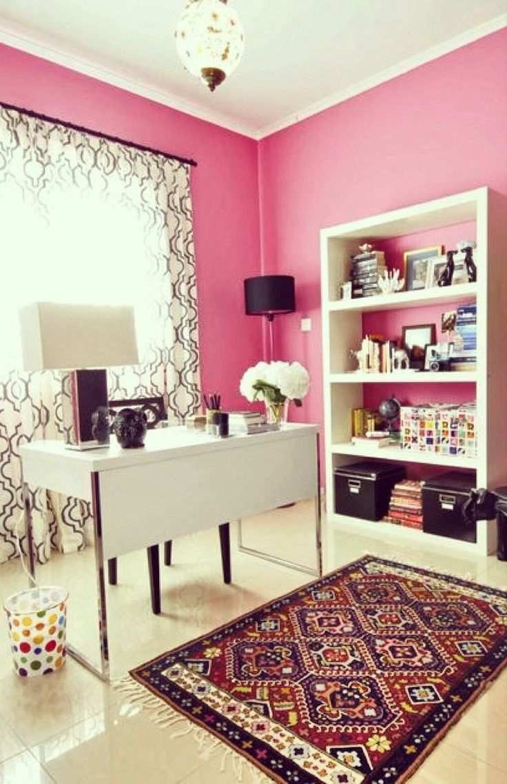 Pink Office With Patterned Curtain And Rug Room Decor Design View In Fullscreen